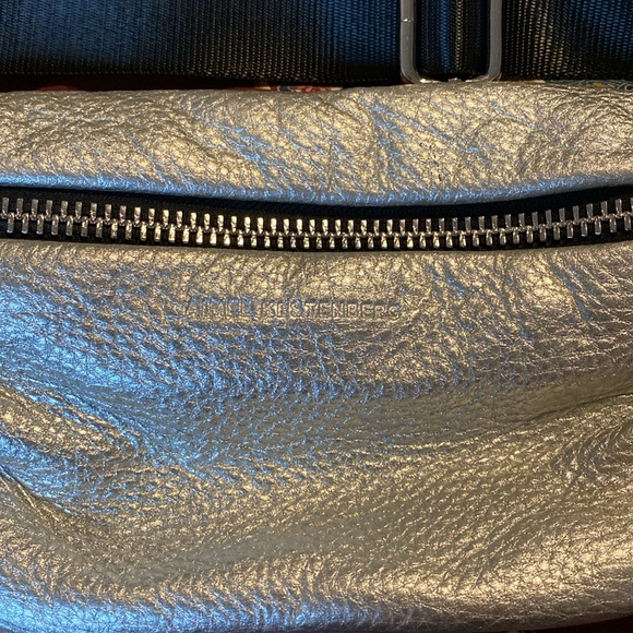 AIMEE KESTENBERG EUC
MILAN BUM BAG - Picture 2 of 4